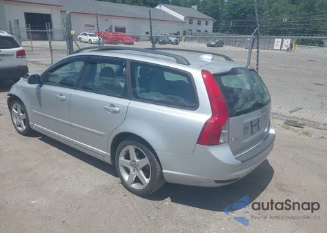 2008 Volvo V50 2.4I z USA, uszkodzony, nr VIN YV1MW382082407124